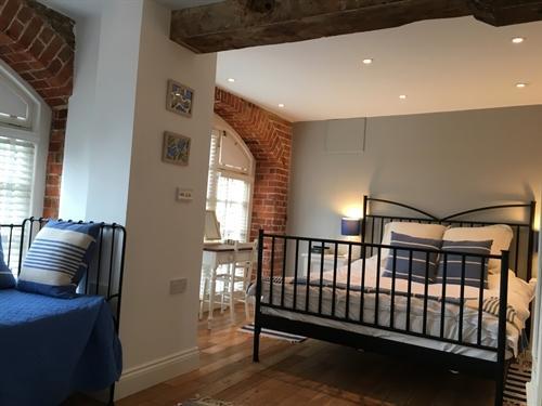 Stoneleigh Barn Bed And Breakfast 셔번 외부 사진