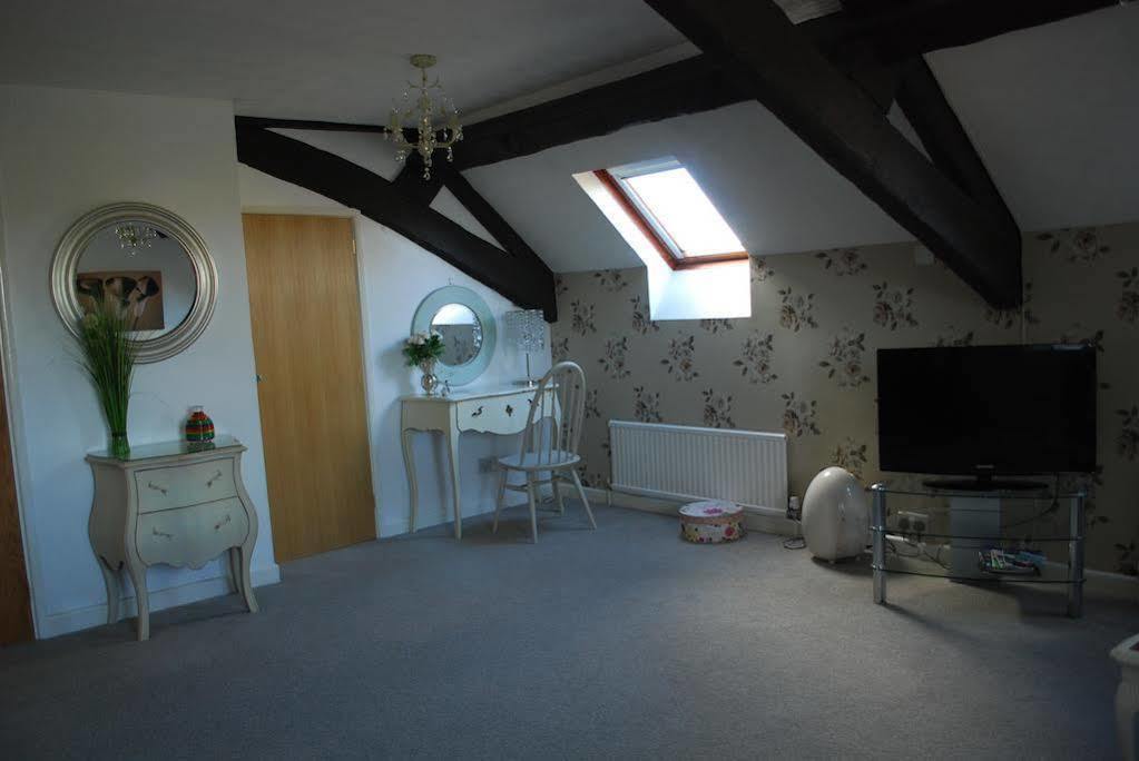 Stoneleigh Barn Bed And Breakfast 셔번 외부 사진
