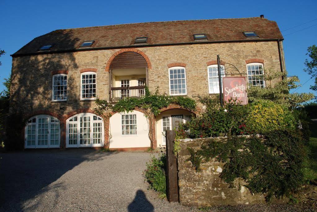 Stoneleigh Barn Bed And Breakfast 셔번 외부 사진